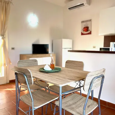 בית נופש Vermentino In A 200m Dal Mare -giardino, Wi-fi, Ac, Bbq, Parcheggio *