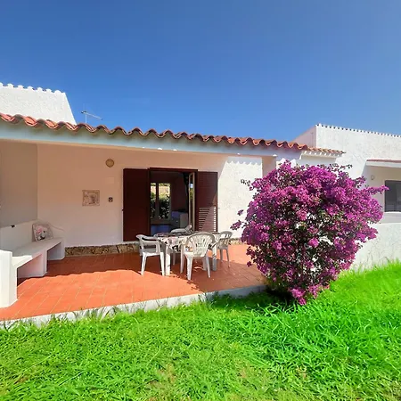 Vermentino - - 200m From The - Garden - Wi-fi - Ac - Bbq - Parking - Pet Friendly Budoni