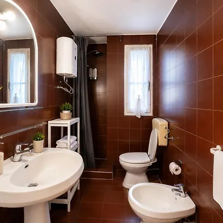 Vermentino - - 200m From The - Garden - Wi-fi - Ac - Bbq - Parking - Pet Friendly